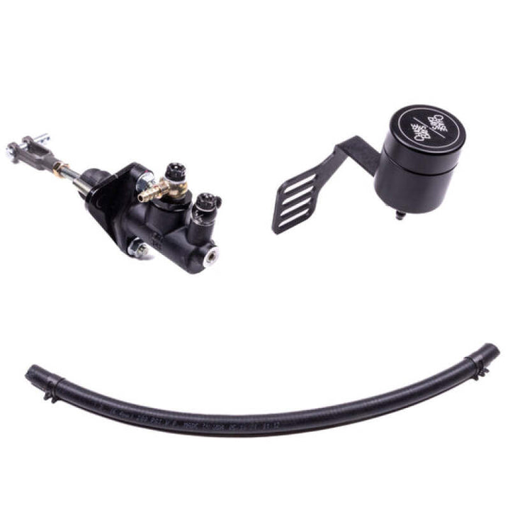 Chase Bays 02-08 Nissan 350Z Lrg Bore 3/4 Clutch Master Cyl Adapter & OEMC/Single BBE Reservoir Kit - Premium Clutch Master Cylinder from Chase Bays - Just 1312.86 SR! Shop now at Motors