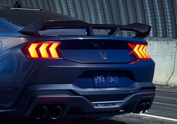 Ford Racing 24-25 Mustang Fastback جناح خلفي مع Gurney Flap (غير مطلي)