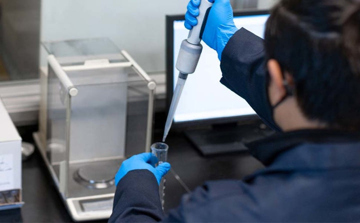 MagnaFlow Conv DF 03-05 Mercedes C230 1.8L - Premium Catalytic Converter Direct Fit from Magnaflow - Just 2576.86 SR! Shop now at Motors