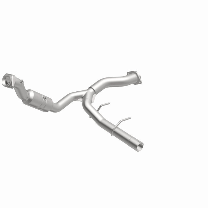 Magnaflow Conv DF 2011-2014 F-150 V6 3.5L OEM Underbody - Premium Catalytic Converter Direct Fit from Magnaflow - Just 2704.20 SR! Shop now at Motors