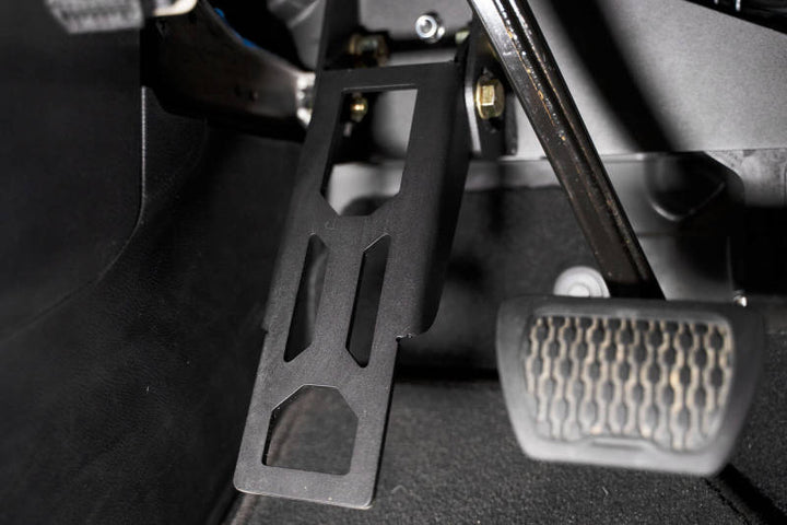 DV8 Offroad 18-20 Jeep Wrangler JL Adjustable Dead Pedal - Premium Pedal Covers from DV8 Offroad - Just 433.17 SR! Shop now at Motors