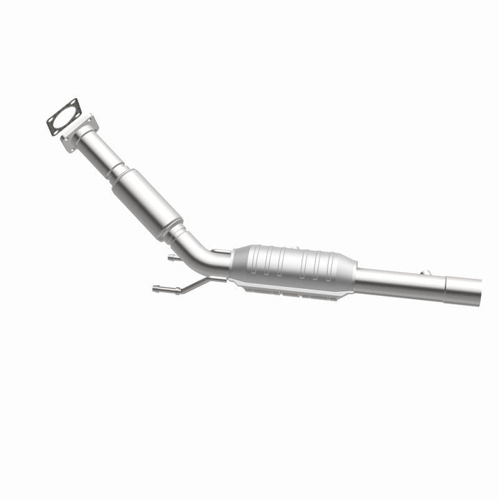 MagnaFlow Conv DF 06-08 VW Rabbit 2.5L - Premium Catalytic Converter Direct Fit from Magnaflow - Just 4473.21 SR! Shop now at Motors